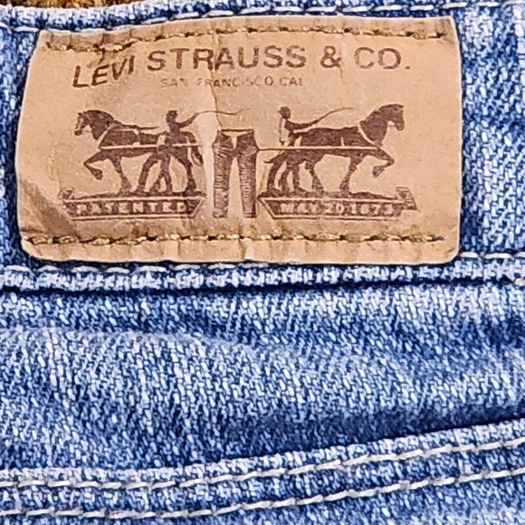 Levis Girls Flare Jeans Sparkle Buttons Adjustable Waist Size 5 - Picture 9 of 11